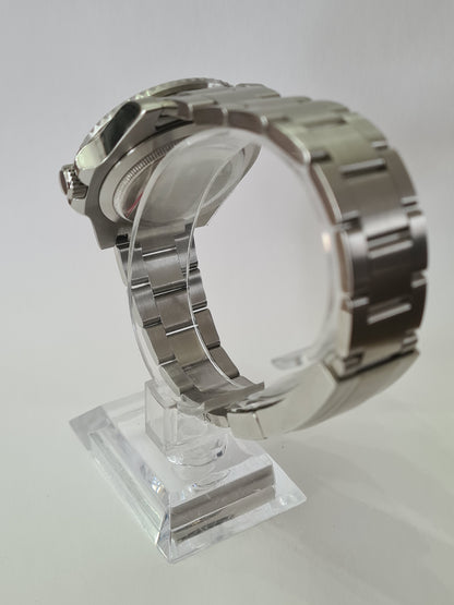 SeikGMT – Batman, Black Dial, Silver Case 39 mm