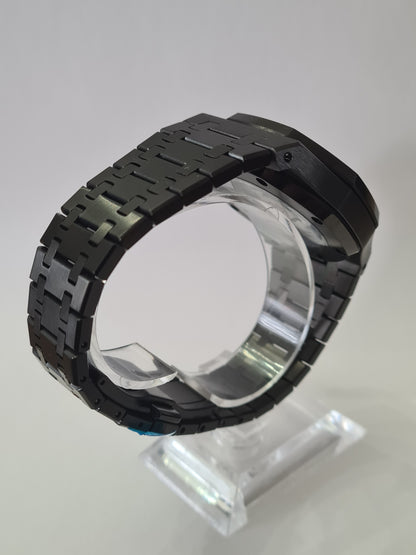 SeikOak – Red & Black Dial, Black Case 42 mm