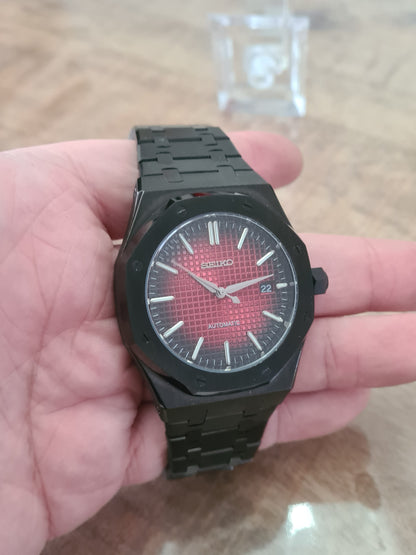 SeikOak – Red & Black Dial, Black Case 42 mm