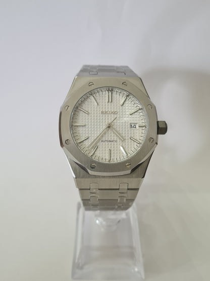 SeikOak – White Dial Steel 42 mm