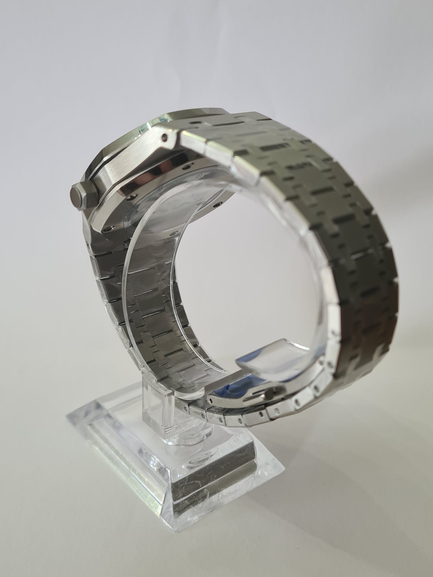 SeikOak – White Dial Steel 42 mm