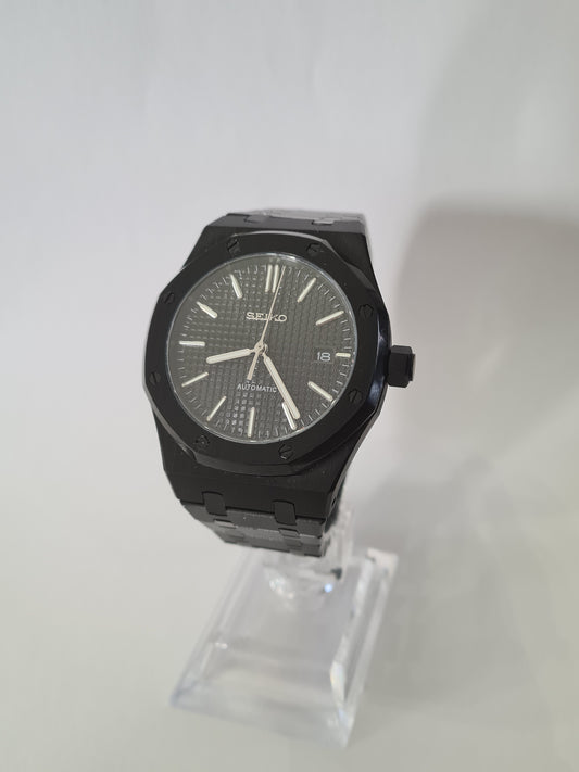 SeikOak – Black Dial, Black Case 42 mm