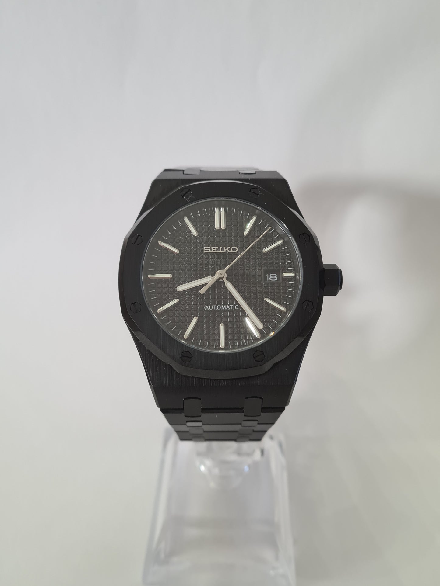 SeikOak – Black Dial, Black Case 42 mm