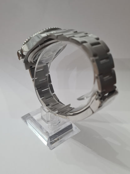 SeikGMT – Black Dial, Pepsi Case 39 mm