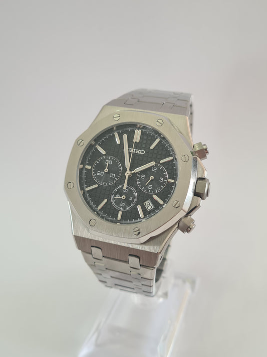 SeikOak – Black Dial, Silver Case 42 mm