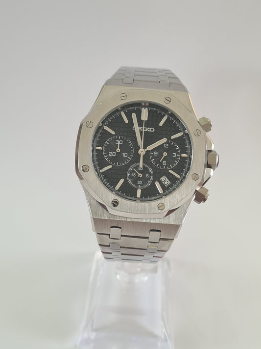 SeikOak – Black Dial, Silver Case 42 mm