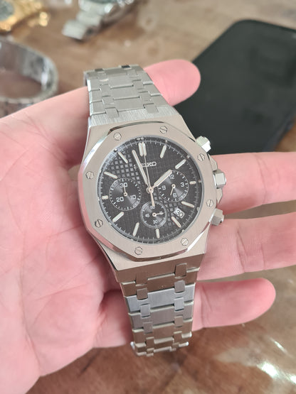 SeikOak – Black Dial, Silver Case 42 mm