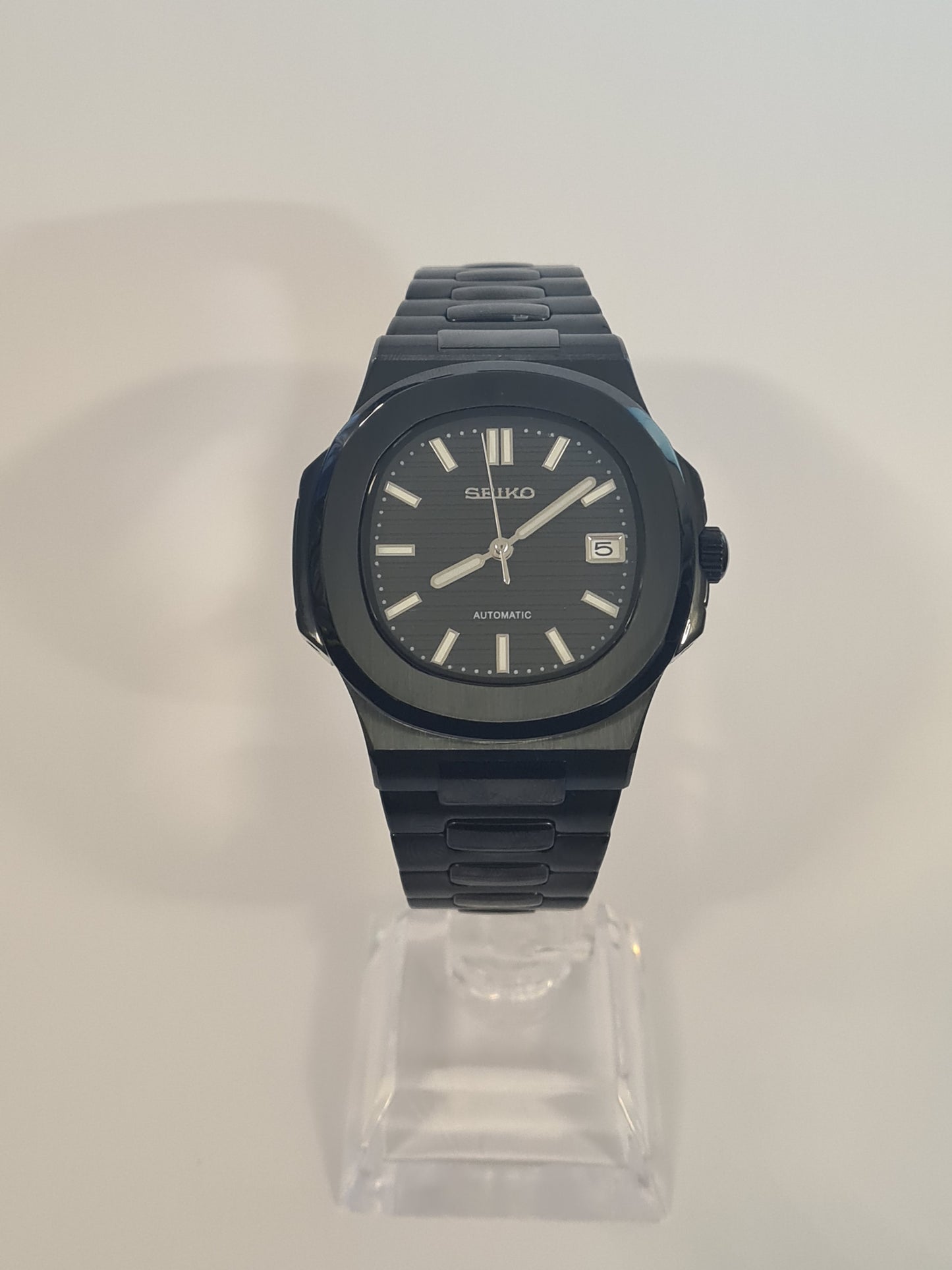 Seikautilus – Black Dial, Black Case 39 mm