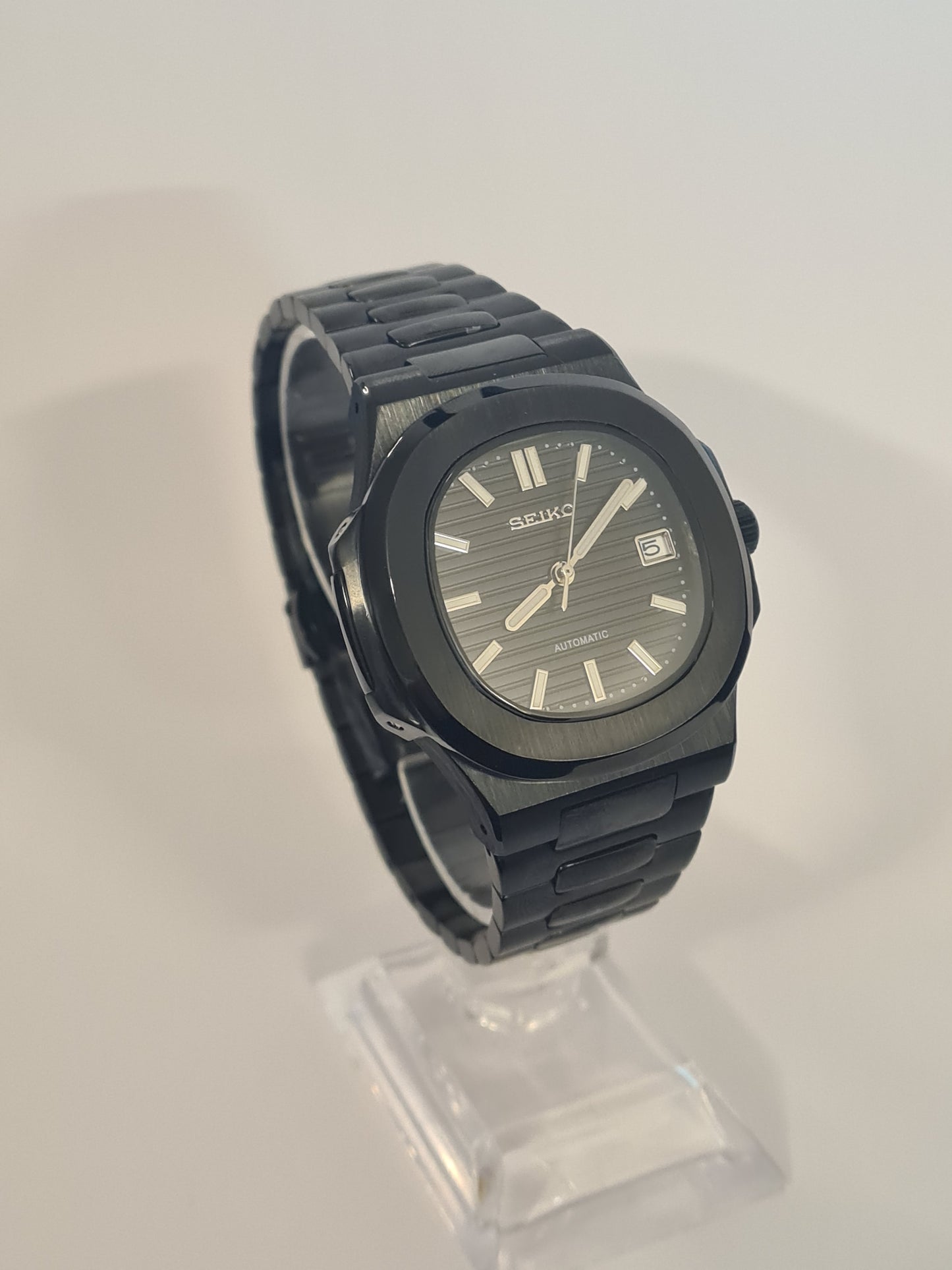 Seikautilus – Black Dial, Black Case 39 mm