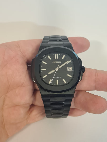Seikautilus – Black Dial, Black Case 39 mm