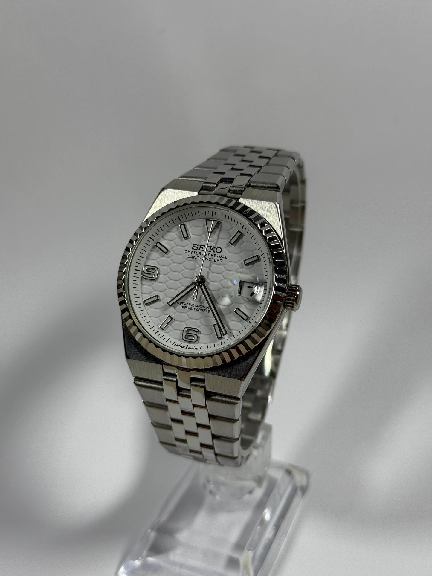 Seikandweller – White Dial, Silver Case 39.5 mm