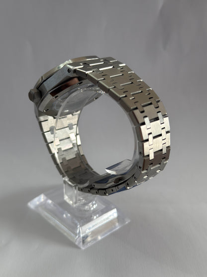 SeikOak – White Gemstone 42 mm