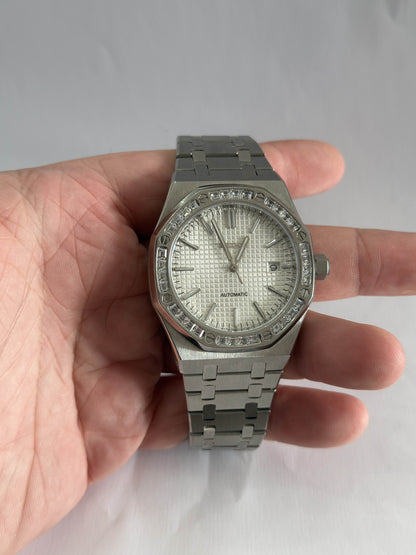 SeikOak – White Gemstone 42 mm
